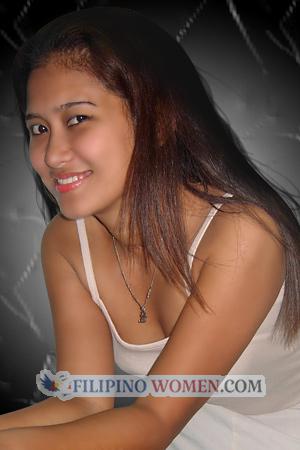 105671 - Lovelie Age: 25 - Philippines