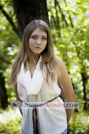 141528 - Anna Age: 25 - Ukraine