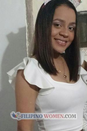 176557 - Ana Age: 30 - Colombia