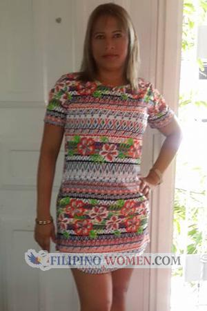 177102 - Nohemi Age: 44 - Colombia