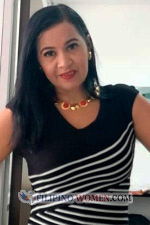 180662 - Yenny Age: 53 - Colombia