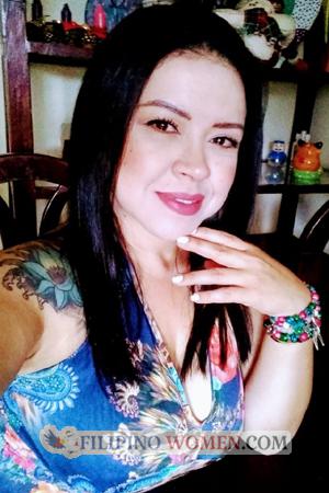 185019 - Yenny Age: 42 - Colombia