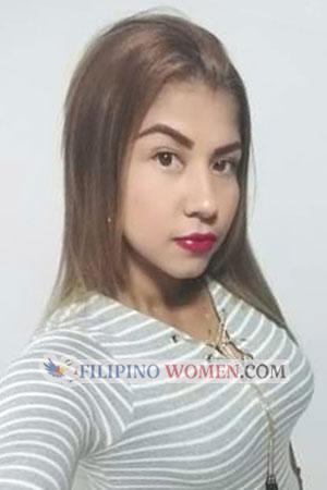 196583 - Yisela Age: 35 - Colombia