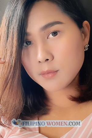 197426 - Tanaporn (Hong) Age: 35 - Thailand