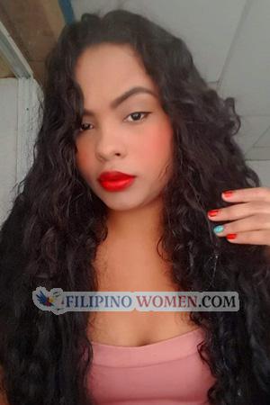 200414 - Cinthia Paola Age: 28 - Colombia