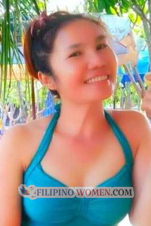 200556 - Tachinee Age: 57 - Thailand