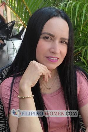 204198 - Jessenia Age: 49 - Colombia