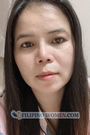 209048 - Chareerat Age: 47 - Thailand