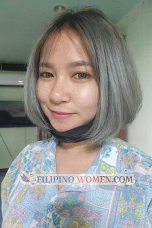 209364 - Oumaporn Age: 35 - Thailand