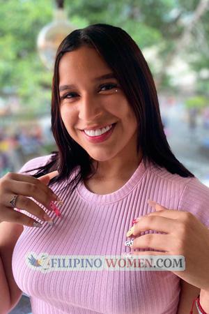 209663 - Yurani Age: 23 - Colombia