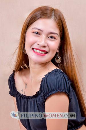 210555 - Shylyn Age: 32 - Philippines