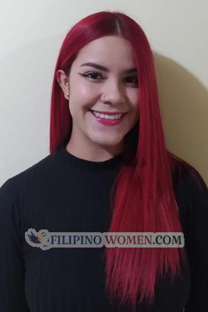 210914 - Laura Age: 27 - Colombia