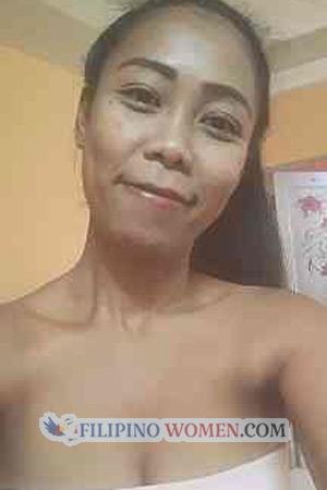211079 - Chamaiporn Age: 38 - Thailand