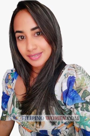 211147 - Carolina Age: 34 - Colombia