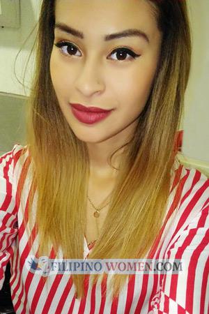 211260 - Fernanda Age: 30 - Costa Rica