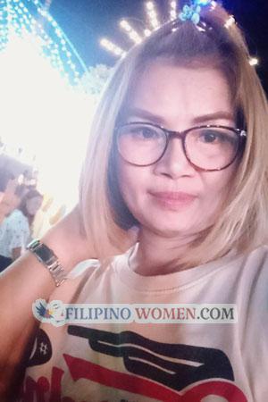 211652 - Jinnapa Age: 53 - Thailand