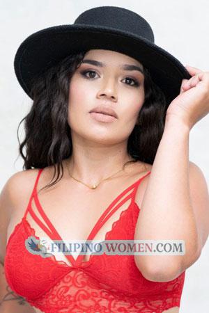 212542 - Michel Age: 30 - Colombia