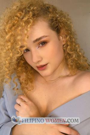 215550 - Scarlet Age: 27 - Colombia