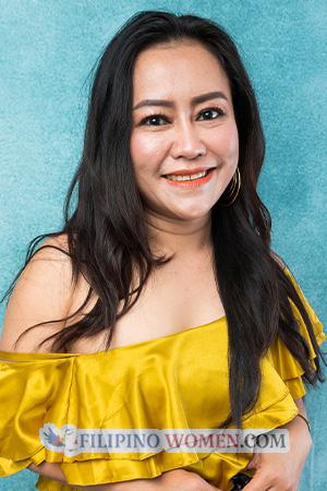 216166 - Wacharapan (Nam-Cha) Age: 48 - Thailand