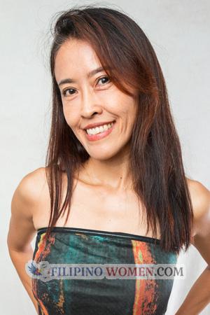 216666 - Waleerat (Jeab) Age: 48 - Thailand