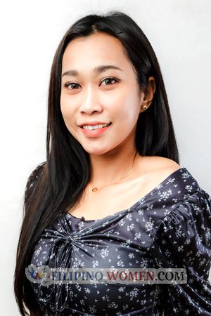 217670 - Supachaya Age: 36 - Thailand