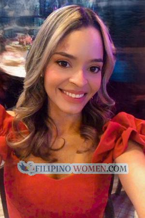 220402 - Diana Age: 37 - Colombia