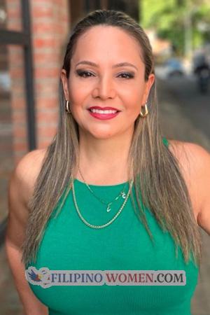 221791 - Maria Age: 52 - Colombia