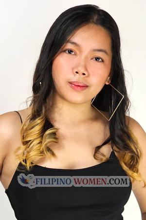 224639 - Eluisa Carbelle Age: 23 - Philippines
