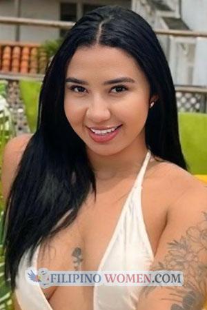 224711 - Paula Age: 26 - Colombia