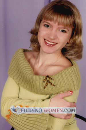 68571 - Lana Age: 30 - Russia